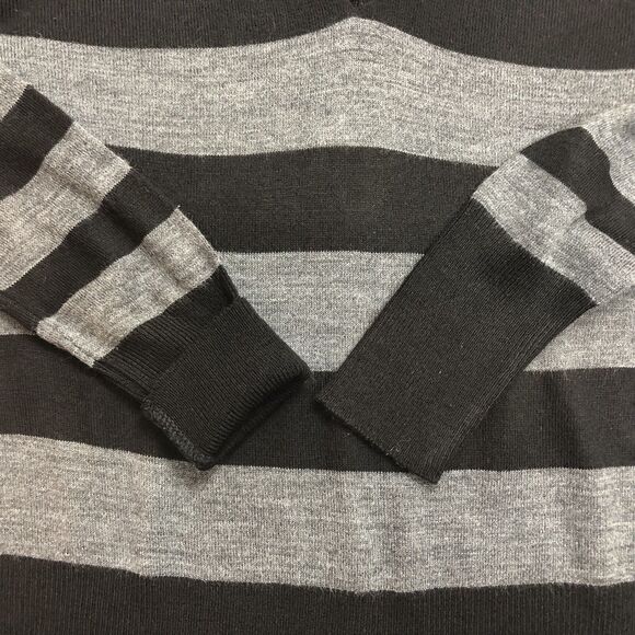 CC Collection Sweater Women Size XL Black Gray Striped V Neck Pullover Workwear - Picture 3 of 11